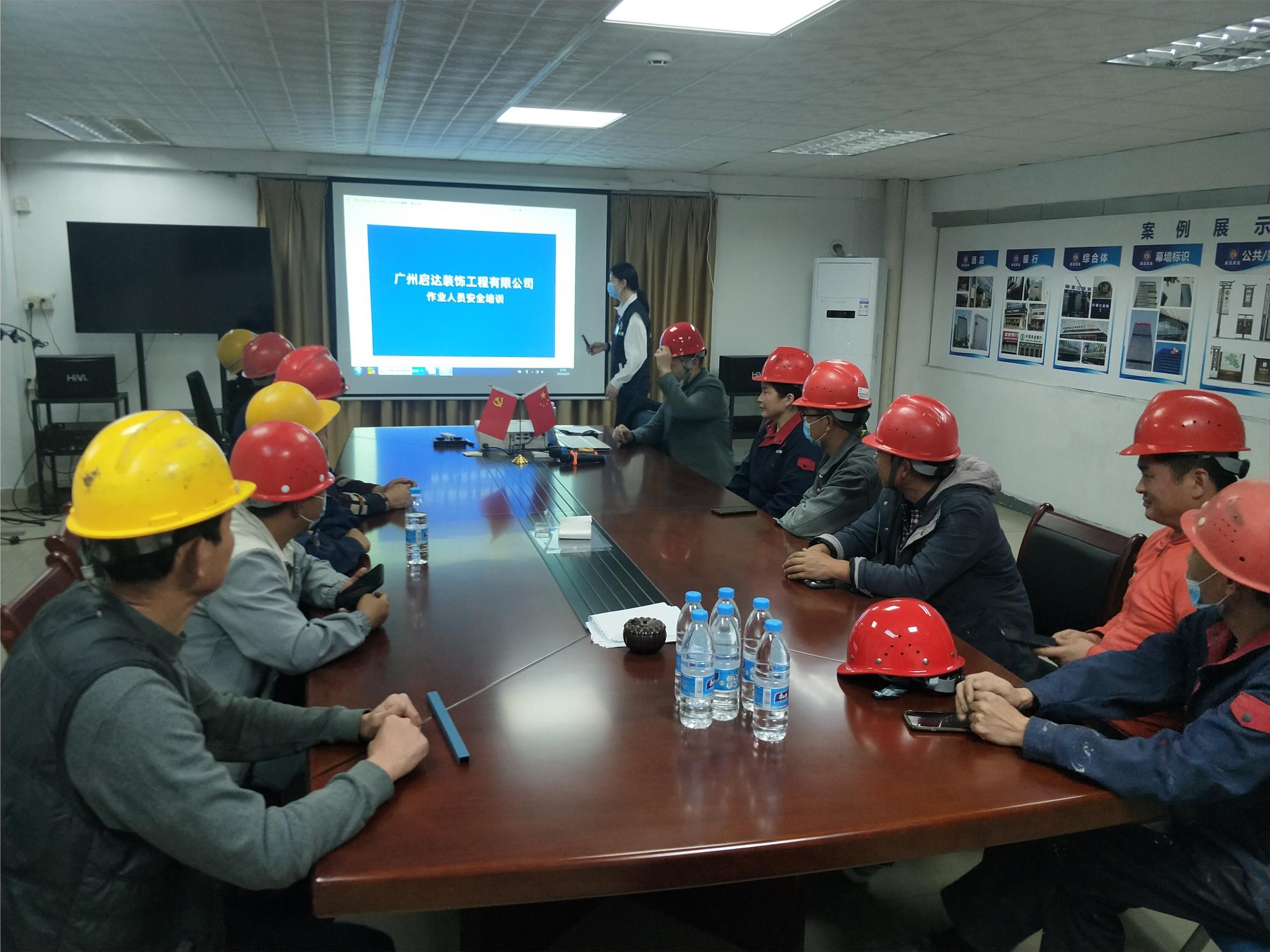 既注重質(zhì)量更在意實(shí)惠的價(jià)格---發(fā)光字研發(fā)設(shè)計(jì)制作加工廠(chǎng)啟達(dá)廣告